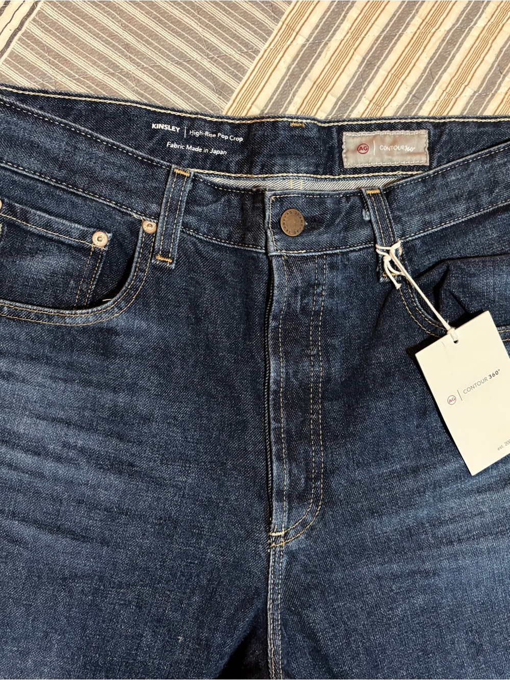 AG Jeans Kinsley High-Rise Pop Crop